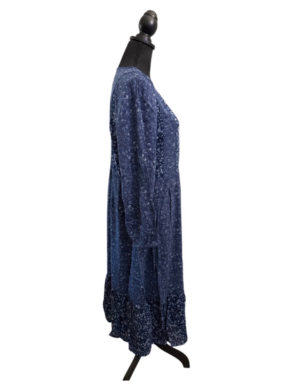 Old Navy Women's Blue Floral Sleeveless Dress Size Medium, Smocked, Midi Dress - Picture 5 of 7
